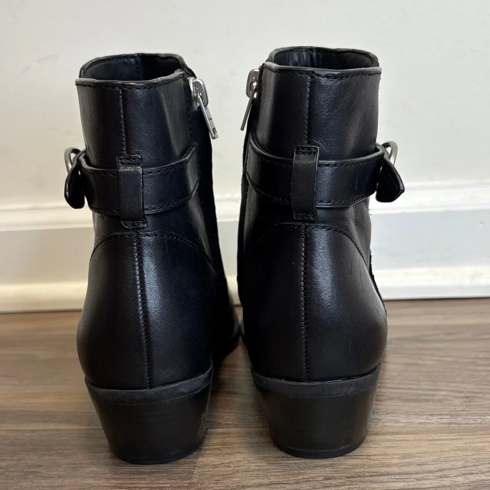 COACH DYLAN BLACK LEATHER HORSE-AND CARRIAGE-ANKLE SIZE 8.5